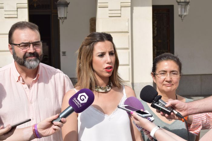 El PSOE pide a Román planes y acciones de apoyo a la igualdad del colectivo LGTBI