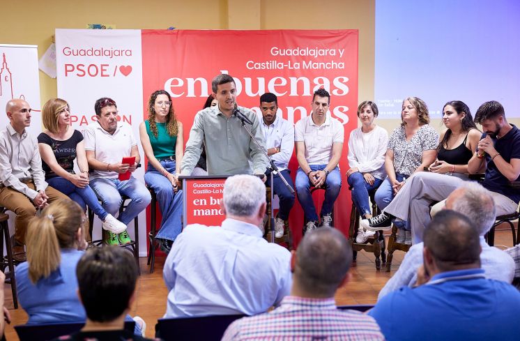 David Pascual presenta una candidatura joven para “sacar a Yunquera de sectarismos que perjudican a los vecinos”