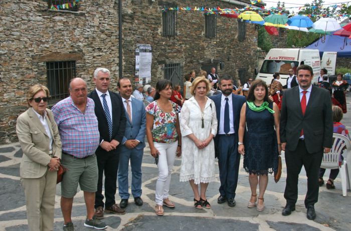 Bellido destaca el trabajo del alcalde de Campillo de Ranas como ejemplo de la lucha contra la despoblación rural