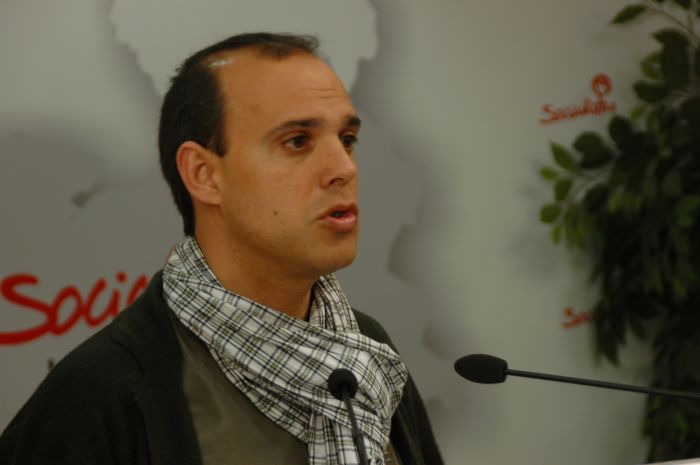 PP y Podemos dejan sin cotización a los cuidadores no profesionales de personas dependientes