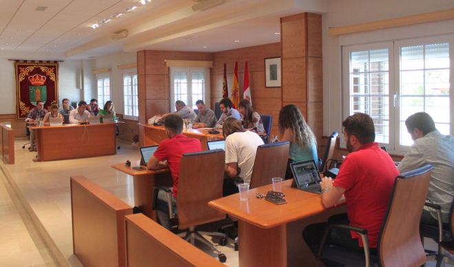 Un libelo del PP acaba con Celada y su grupo reprobados por el Pleno de Cabanillas del Campo