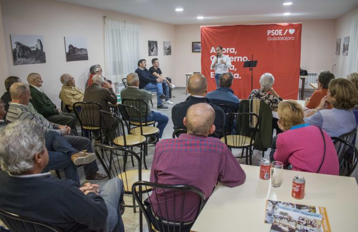&quot;Sólo hay dos gobiernos posibles: el del PSOE, que seguirá impulsando medidas sociales que mejoren la vida de la gente, o el del PP con la ultraderecha de Vox&quot;