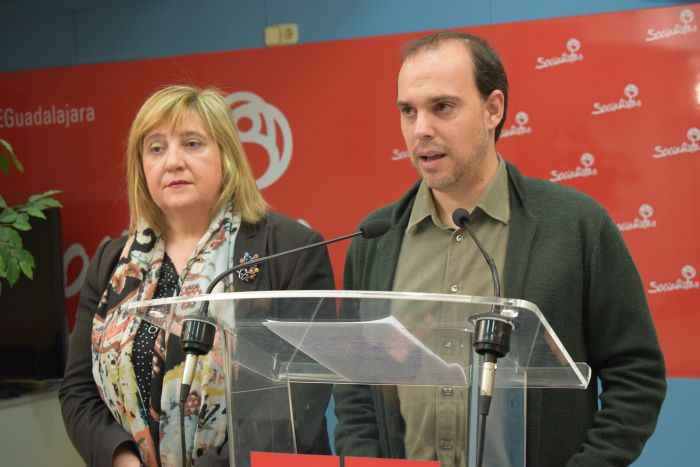 Bellido: &quot;Ya está bien de bromas con la licencia del parking que Román lleva meses bombardeando&quot;