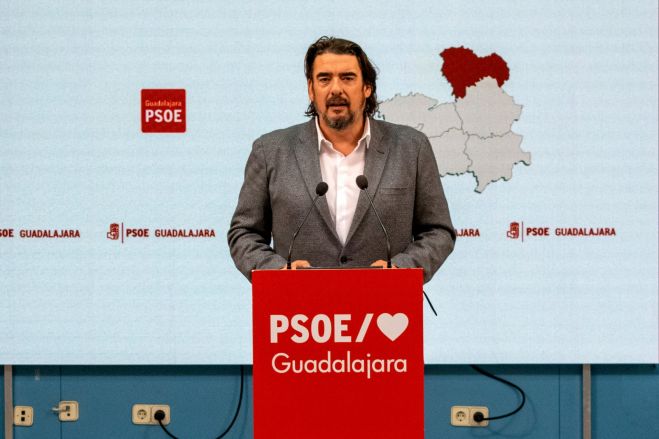 El PSOE asegura que el Gobierno toma medidas para ayudar a familias y autónomos ante la crisis, mientras que con el PP “habría nuevos recortes” para la ciudadanía