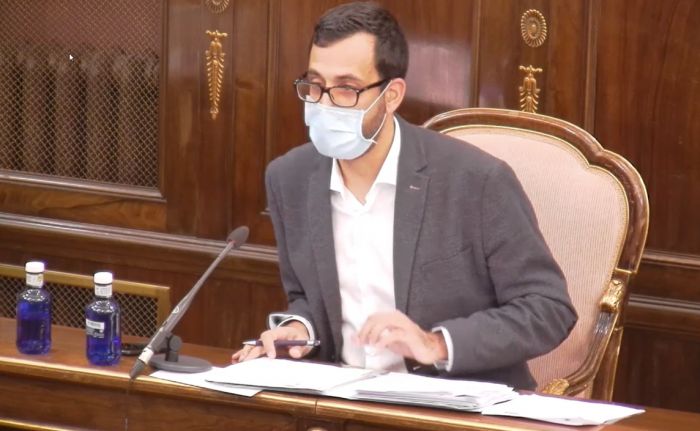 El PP rompe el consenso de la Diputación en defensa del transporte de viajeros