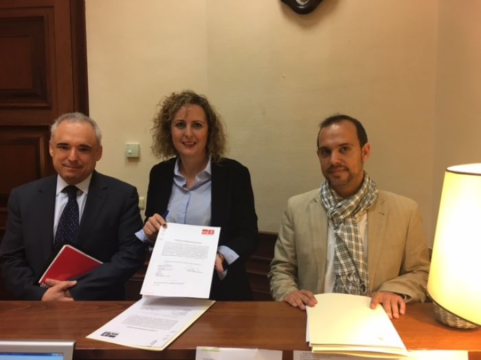 Bellido pide en el Congreso compromisos concretos del Gobierno para mejorar las Cercanías