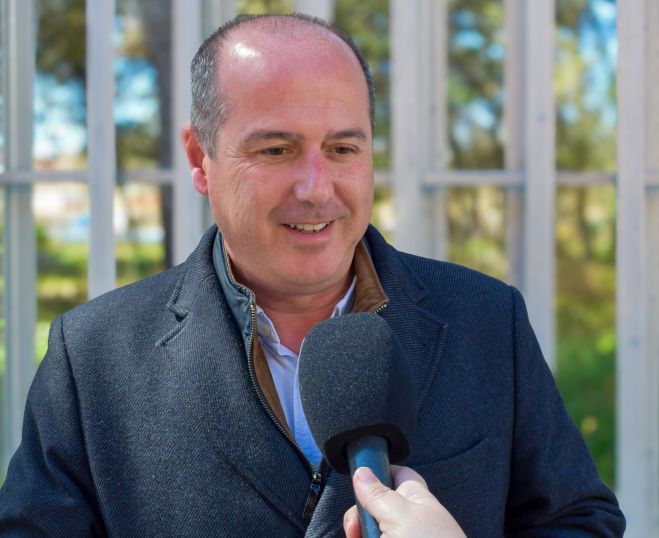 Alberto Rojo asegura que no se eliminará ninguna parada de autobús en el medio rural gracias a la Ley de Movilidad Sostenible impulsada por el Gobierno