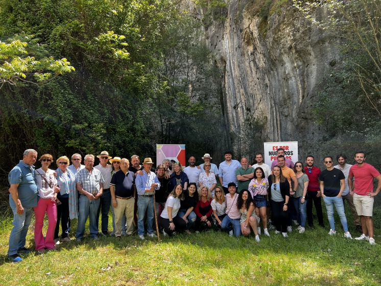 Juventudes Socialistas reúne a medio centenar de personas en El Recuenco para analizar y difundir los valores de la Ley de Despoblación