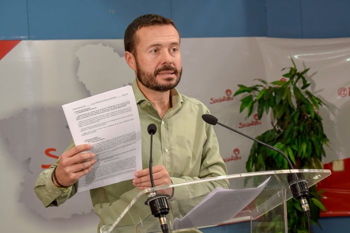 Page ampliará los derechos de las personas con discapacidad que necesitan la ayuda de perros de asistencia