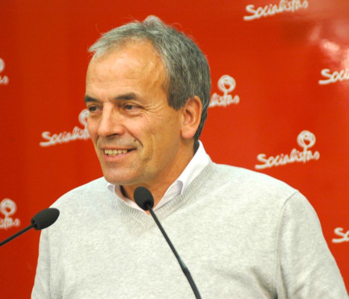 El PSOE denuncia el uso sectario de la Brigada de Pavimentación de la Diputación