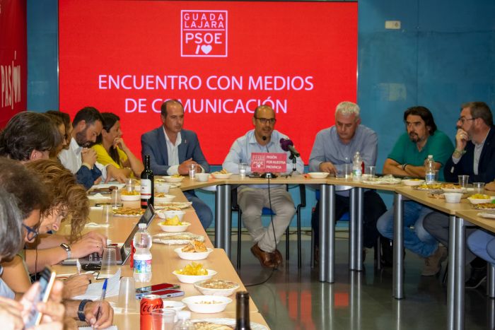 El PSOE de Guadalajara cuenta con estudios que le otorgan mayoría absoluta en el Ayuntamiento de la capital y la victoria en las elecciones autonómicas